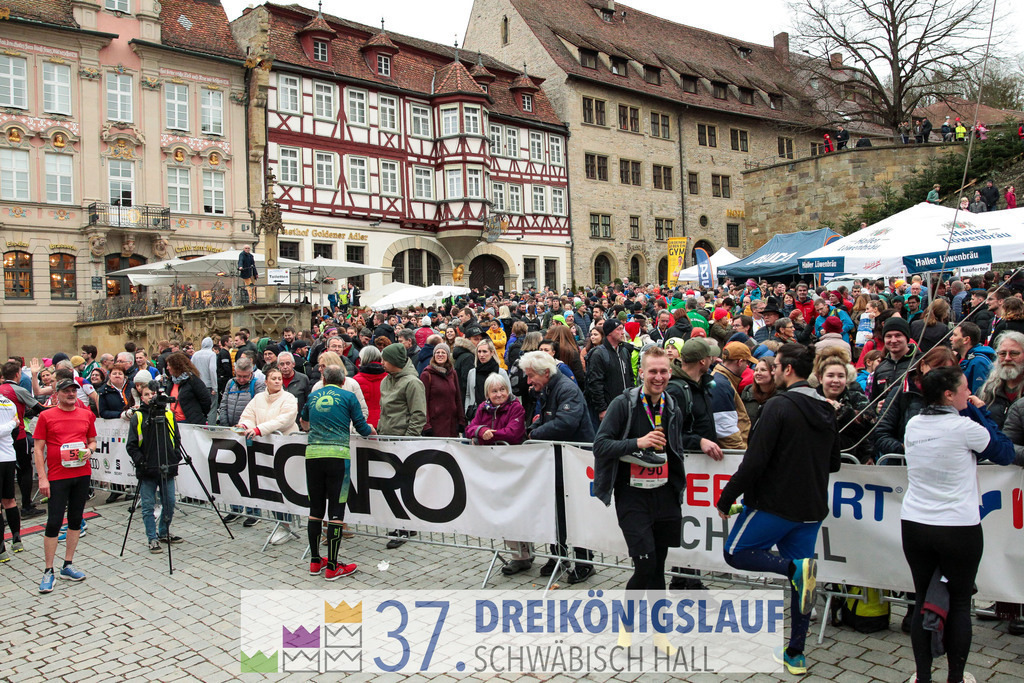 VR Bank Hauptlauf 10000m | 3 Koenigslauf 2023 - Realisiert mit Pictrs.com