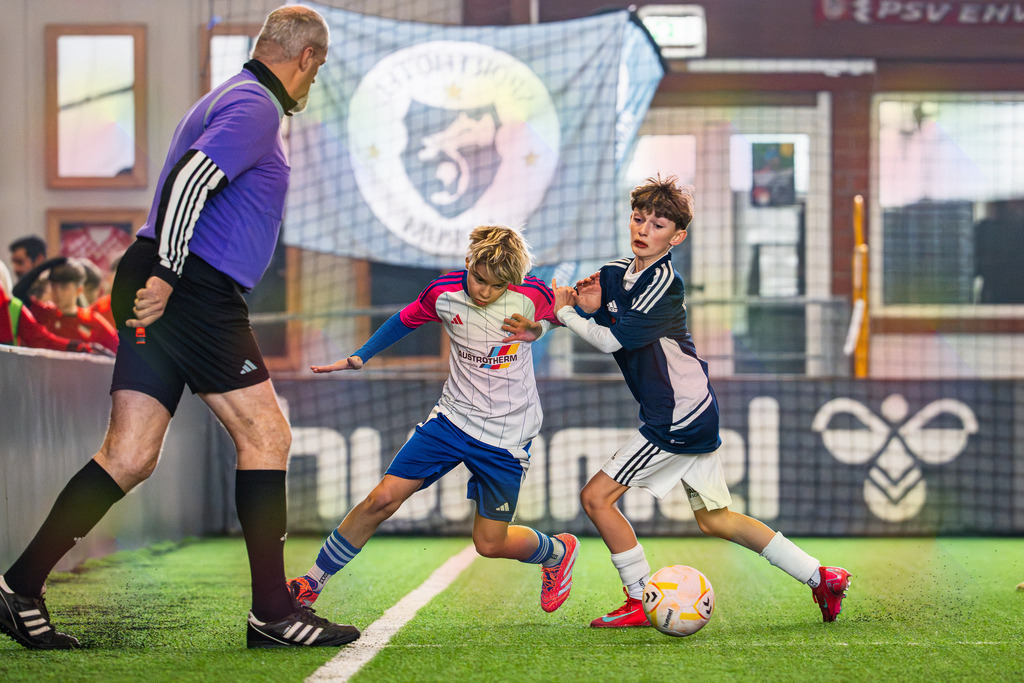 _BLR9871 | Professionelle Fußball- und Sportfotografie. Spielbilder online ansehen und kaufen – Einzelbilder oder komplette Galerien in hoher Qualität. - Realisiert mit Pictrs.com