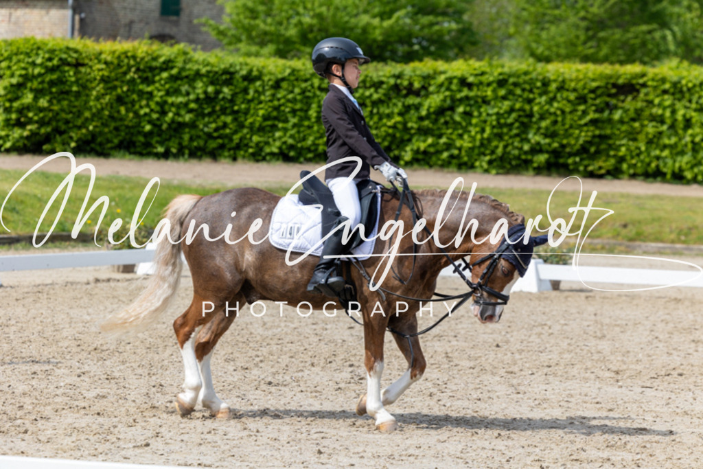 7I8A2630 | melanie-engelhardt-photography - Realisiert mit Pictrs.com