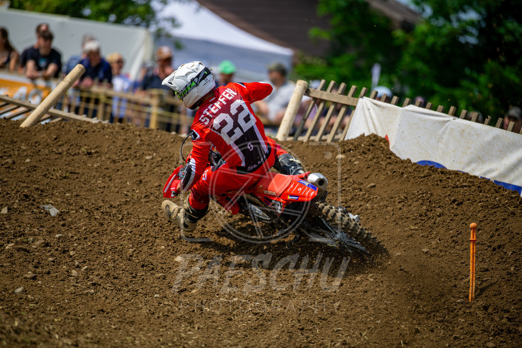 MX 2 (653) | Paeschuphoto Shop - Wer nicht sucht der auch nicht findet.Ob Motocrossbilder oder von einem besuchtem Spiel, Hauptsache Action. - Realisiert mit Pictrs.com
