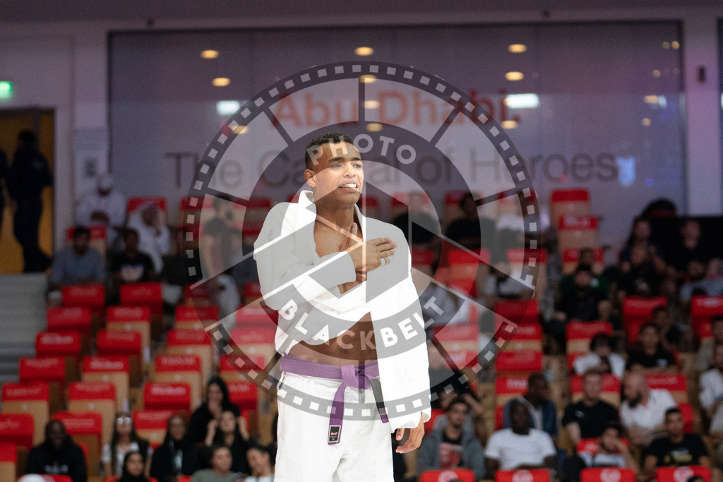 20231109PBB6656 | Fighters compete during the AJP World Professional Championship in the Mubadala Arena in Abu Dhabi, Arab United Emirates, on November 9, 2023.
