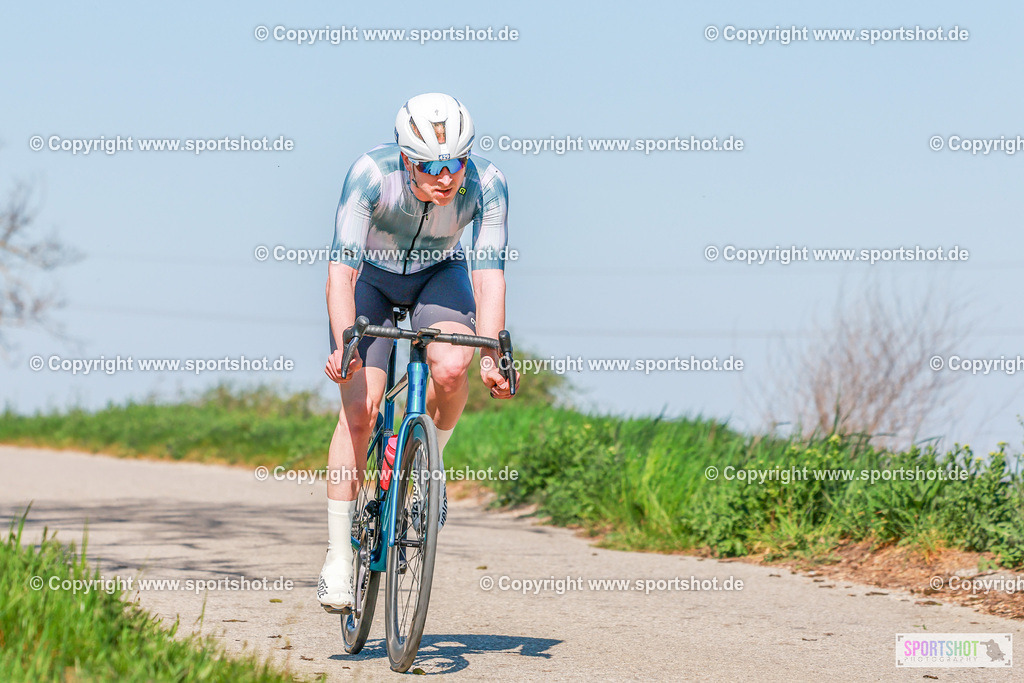 471_AR7_4213 | Neusiedlersee Radmarathon 2026@sportshot_your_pictrs #yourpictures#roadtowm2029 #nrm #neusiedlerseeradmarathon #neusiedlersee #neusiedlerseetourismus #burgenland #mörbisch #nrm26 #burgenlandtourismus #voglundco #poweredbyburgenlandtourismus #radsport #rad #marathon #ucigranfondo #visitburgenland #ucigranfondoworldseries