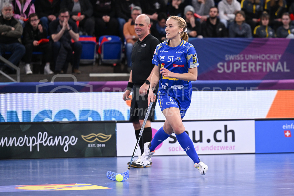 Kloten-Dietlikon Jets vs Skorpion Emmental Zollbrück - 15. April 2023 | Kloten-Dietlikon Jets vs Skorpion Emmental Zollbrück
Stimo Arena, Kloten
Sereina Zwissler (#51 Kloten-Dietlikon Jets).
Bild: Sportfotografie Markus Aeschimann | www.markus-aeschimann.ch - Realisiert mit Pictrs.com