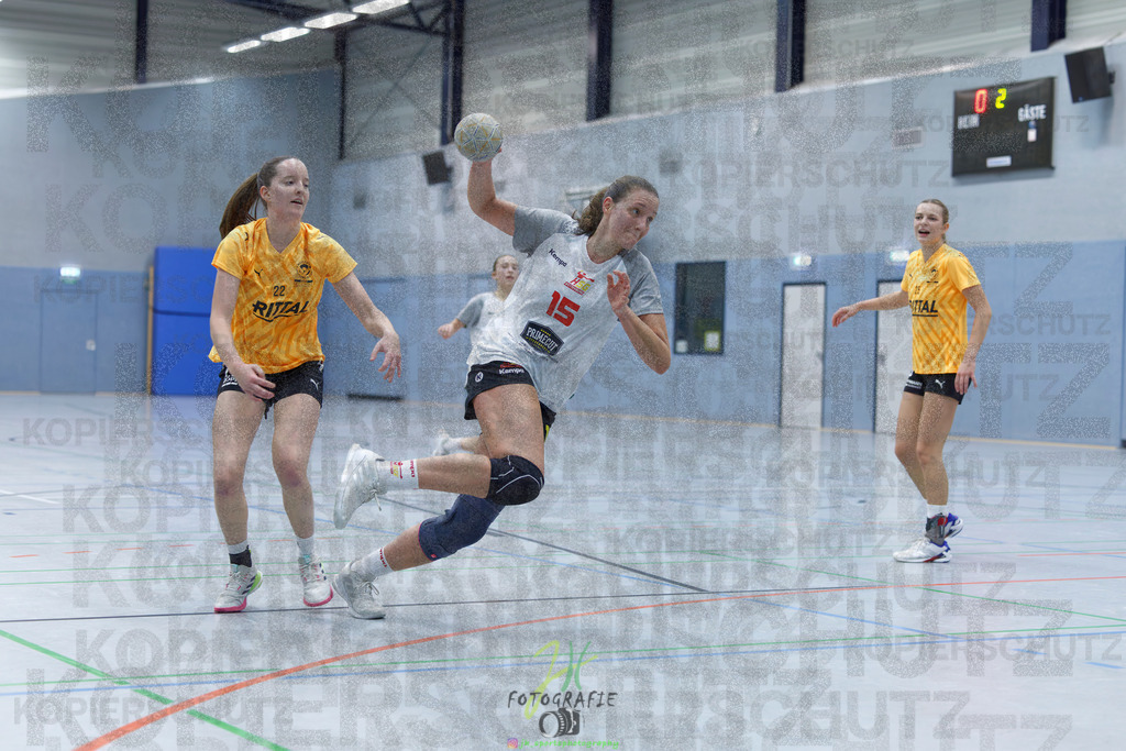 Frauen Oberliga Mitte (HHV); HSG Eibelshausen/Ewersbach - HSG Wettenberg II | Frauen Oberliga Mitte (HHV); HSG Eibelshausen/Ewersbach - HSG Wettenberg II am 13.12.2025 in Steinbrücken (Sporthalle am Hammerweiher)Photo © 2025 - Jörg Heinrich - Realisiert mit Pictrs.com