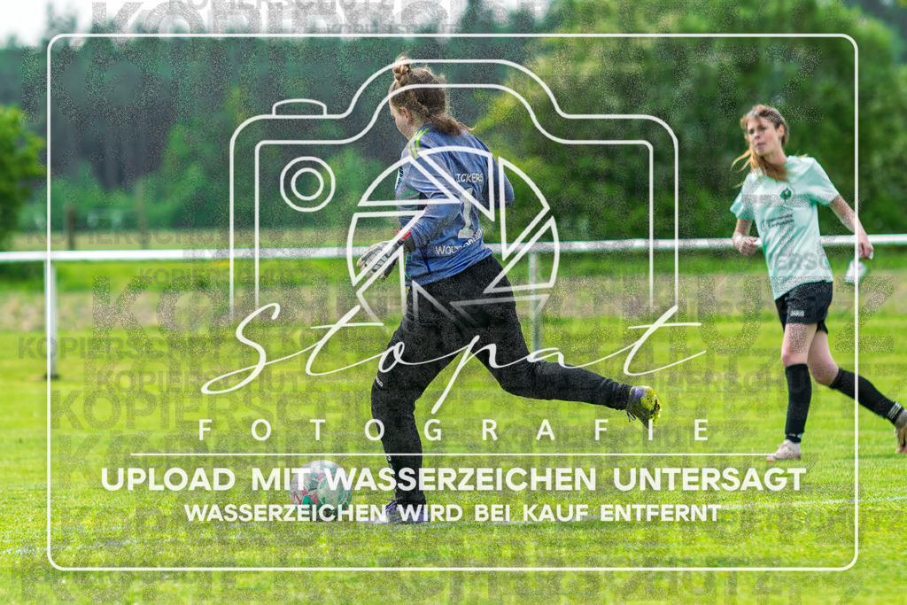 Kreisliga Damen HK/CE - Kickers Wolthausen vs. SG Fulde | Chiara-Celine Normann (Kickers Wolthausen #1); Kreisliga Damen HK/CE - Kickers Wolthausen vs. SG Fulde am 17.05.26 in Sportplatz Wolthausen, Wolthausen - Realisiert mit Pictrs.com
