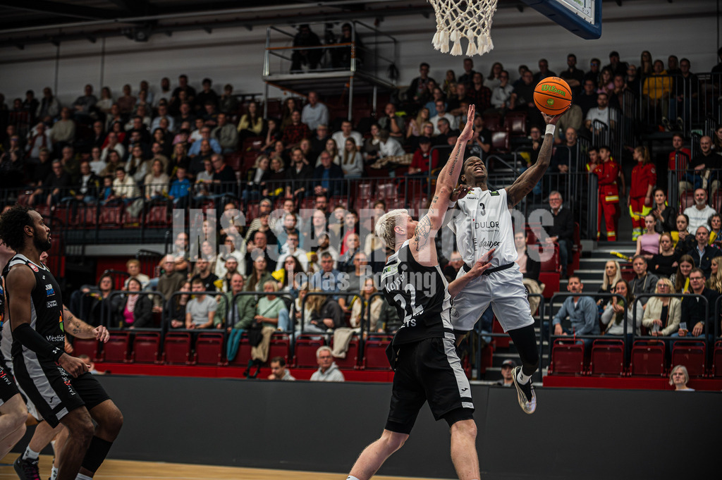 Dragons-27 | jns.sportfotos - Realisiert mit Pictrs.com