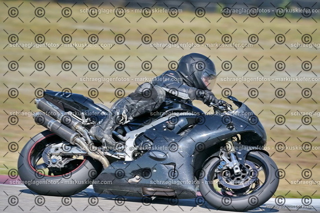 26bc03-0124 | markuskiefer.com - Realisiert mit Pictrs.com