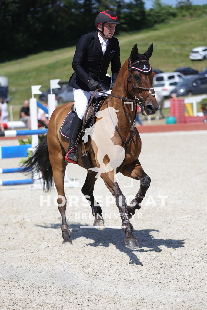 0P6A9739 | Willkommen bei Brunnmayr - Design & Fotografie – Ihrem Spezialisten für Reitturniere und Pferdeveranstaltungen in Oberösterreich, Salzburg und Bayern! Seit über 17 Jahren sind wir leidenschaftlich dabei.