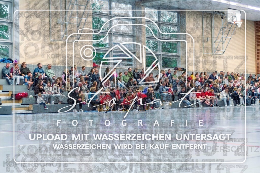 Regionsoberliga Herren Lüneburg-Stade - MTV Soltau vs. HBV 91 Celle | Zuschauer; Regionsoberliga Herren Lüneburg-Stade - MTV Soltau vs. HBV 91 Celle am 25.04.2026 in Sporthalle Oberschule Soltau, Soltau - Realisiert mit Pictrs.com