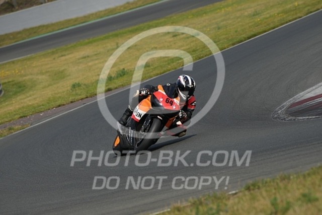 2024_08_15_PBK_16760 | Sportfotografie; SlowMotion; Video; Rennstrecke; Hafeneger; Speer; Racing; RSE; BMW; CBO; Trackday; Motorsportarena; Hockenheimring; Brno; Most; Barcelona; Valencia