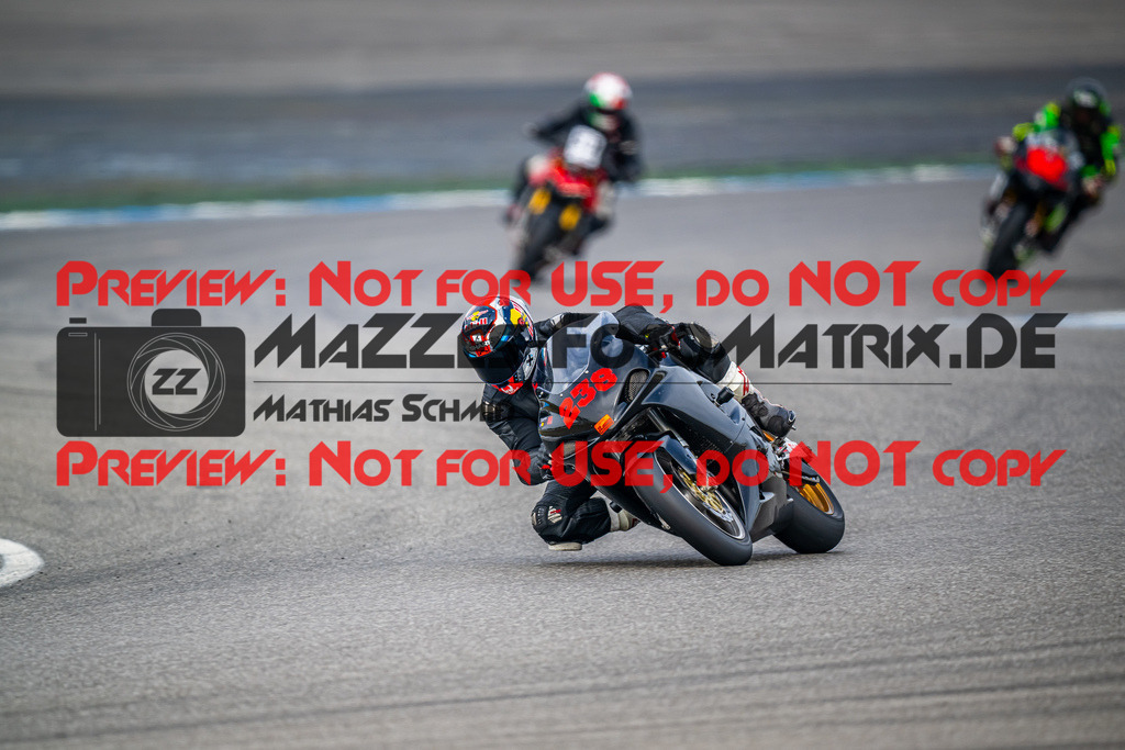 MaZZes_Fotomatrix_20240317_6007705_1163 | Fotograf Mathias Schmid
Sportfotograf,
Eventfotograf,
Hochzeitsfotograf,
Portraitfotograf