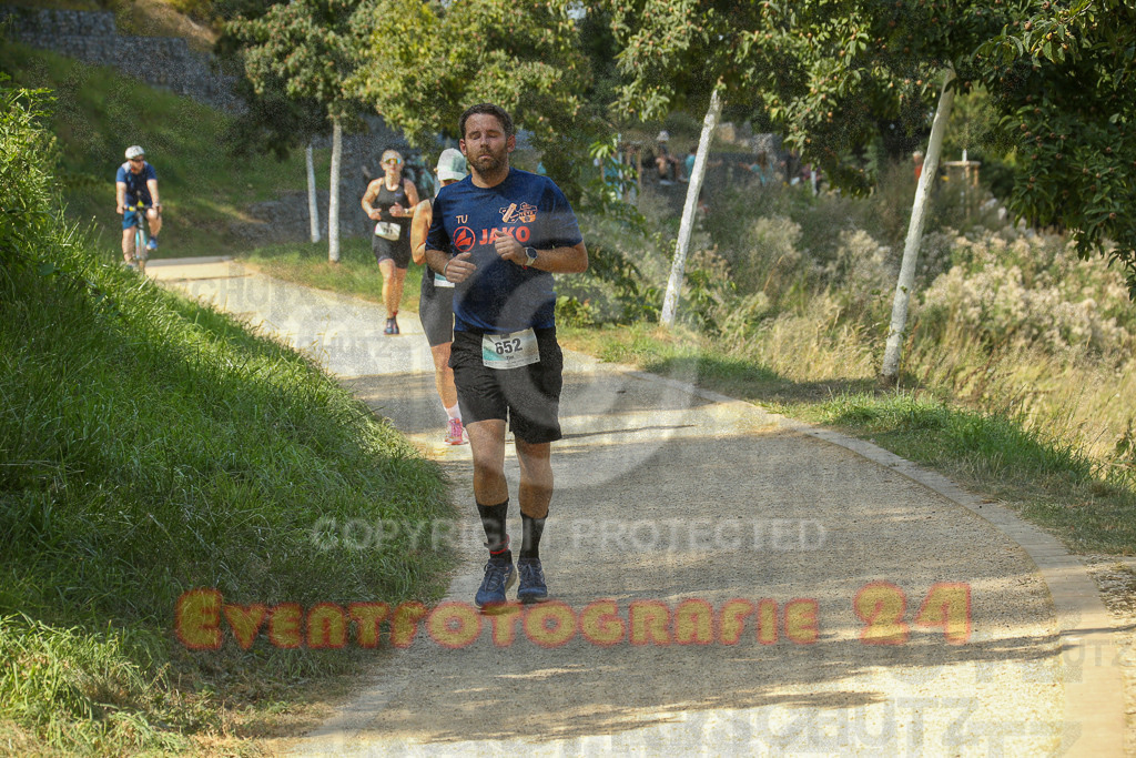 250824_1442_EX1_7256 | Sportfotografie im Rhein-Sieg Kreis, Köln, Bonn, NRW, Rheinland Pfalz, Hessen, etc. Unser Tätigkeitsfeld umfasst den Laufsport vom Volkslauf über den Marathon, Duathlon, Triathon bis zum Ultralauf wie Kölnpfad Ultra oder Schindertrail.
