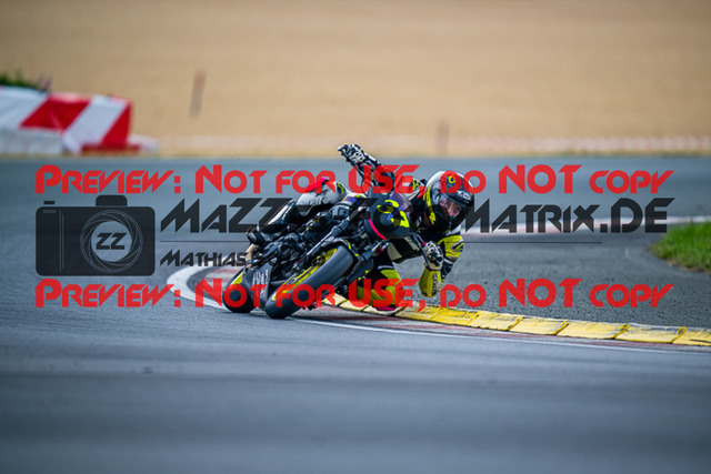 MaZZes_FotoMatrix_220723_5647 | IDM1000