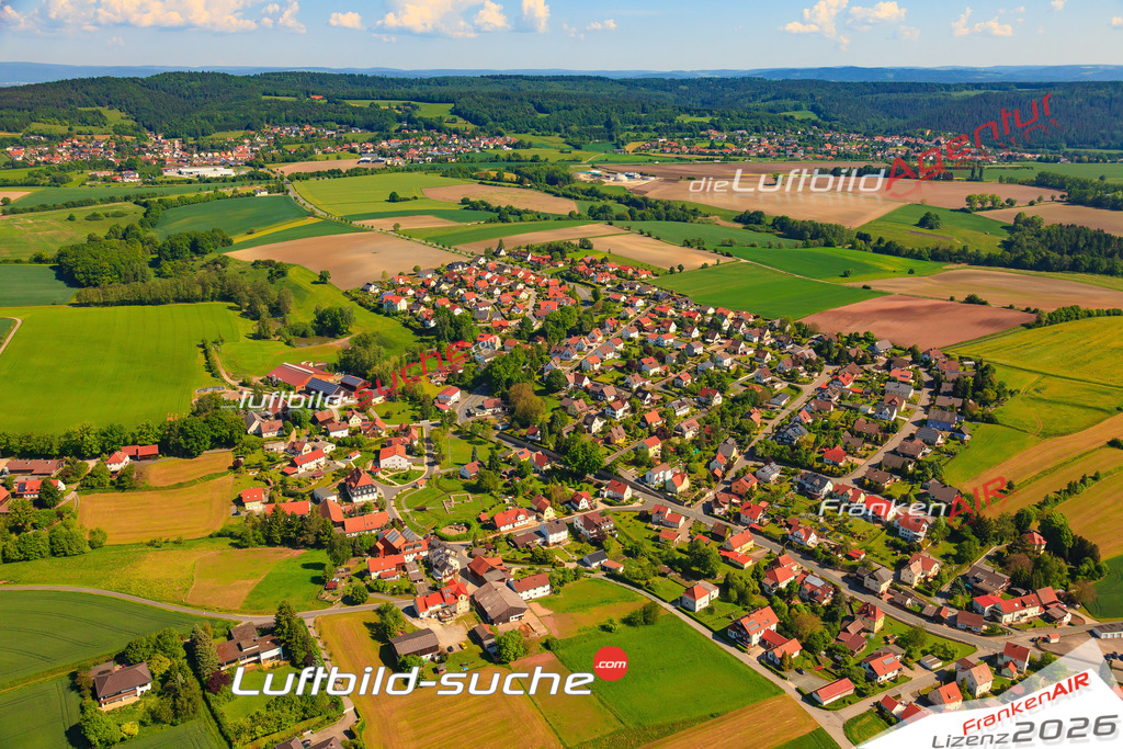Die Luftaufnahme Tueschnitz - Küps wurde vom UL-Flugzeug (keine Drohne) aus fotografiert.Hohe Druck- Auflösung-die Geschenkidee!