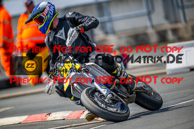 MaZZes_FotoMatrix_230507_5711 | S2