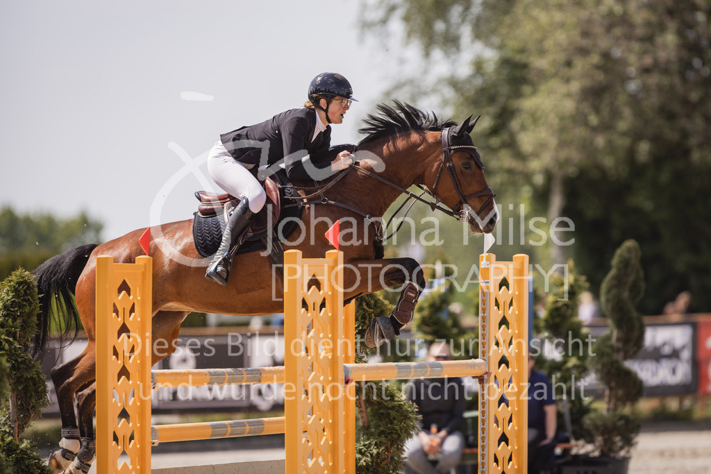 230518_MayDays_Zeit-M-529 | Deine schönsten Turniermomente als professionelle Fotos! Entdecke hochwertige Pferdesport-Fotografie im Online-Shop. Jetzt Fotos finden & bestellen!