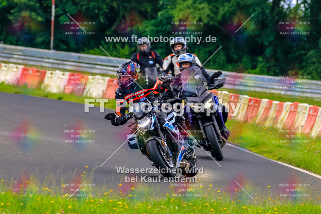 VBK-6696 | Hier findet Ihr Bilder von Touristenfahrten auf der Nürburgring Nordschleife oder von anderen Veranstaltungen die ich besucht habe. Viel Spass beim Durch Schauen 