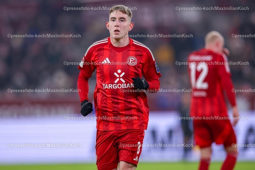 Due17012502144 | 17.01.2025, Fußball, Fortuna Düsseldorf - SV Darmstadt 98, 2.. Fußball Bundesliga, 18. Spieltag, Merkur Spiel-Arena, Saison 2024 2025: Isak Johannesson (Fortuna Düsseldorf #8)DFB regulations prohibit any use of photographs as image sequences and or quasi-video.