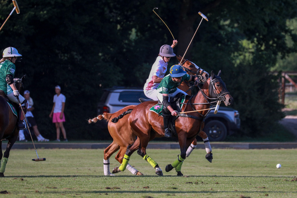 3_FreiluftmanufakturVsLandRover_200525_073 | Bildergalerie von Sport-Ereignissen aber auch von weiteren spannenden Dingen - nicht nur vom Niederrhein. In Anlehnung an den bekannten Spruch von Hanns Dieter Hüsch heißt das Motto: "Niederrhein ist überall".  - Realisiert mit Pictrs.com