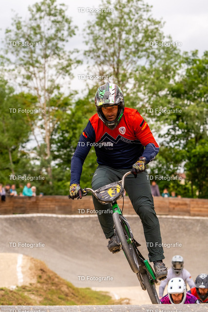 BayBMX2026-06535 | Fotogalerie von Thomas Dettweiler mit Eventbildern und lizenzfreien Fotos. Perfekt als Wandbild, für Büro, Website oder private Nutzung. - Realisiert mit Pictrs.com
