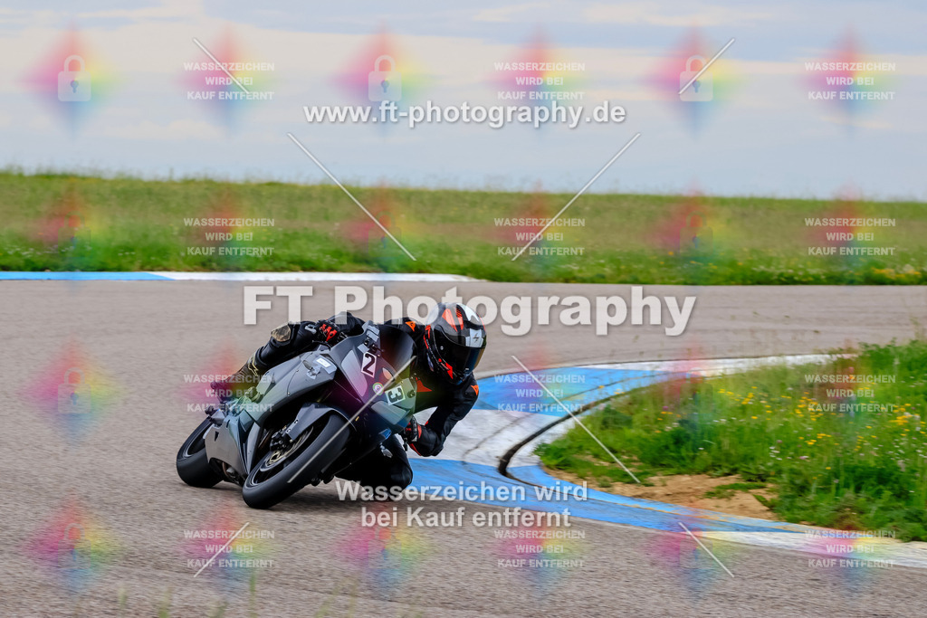 MotoTeam-2045 | Hier findet Ihr Bilder von Touristenfahrten auf der Nürburgring Nordschleife oder von anderen Veranstaltungen die ich besucht habe. Viel Spass beim Durch Schauen 