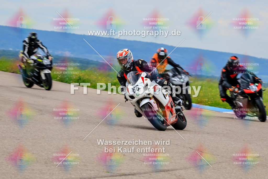 MotoTeam-2800 | Hier findet Ihr Bilder von Touristenfahrten auf der Nürburgring Nordschleife oder von anderen Veranstaltungen die ich besucht habe. Viel Spass beim Durch Schauen 