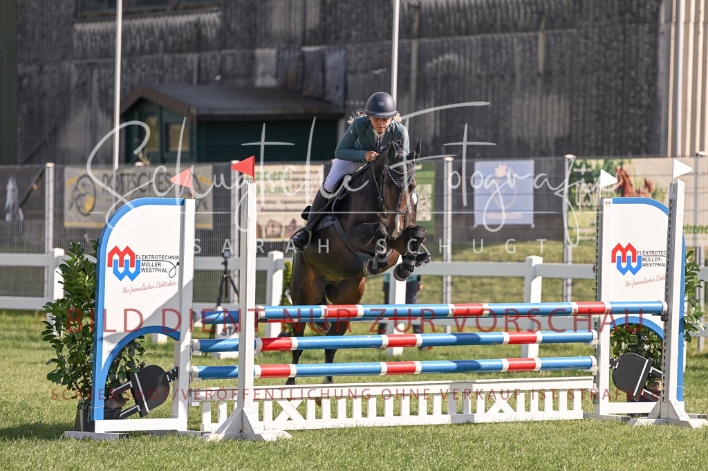 Schugtsche-Düren.2024-07.Amat.Springprf.A__-120 | Schugtsche Fotografie - Realisiert mit Pictrs.com