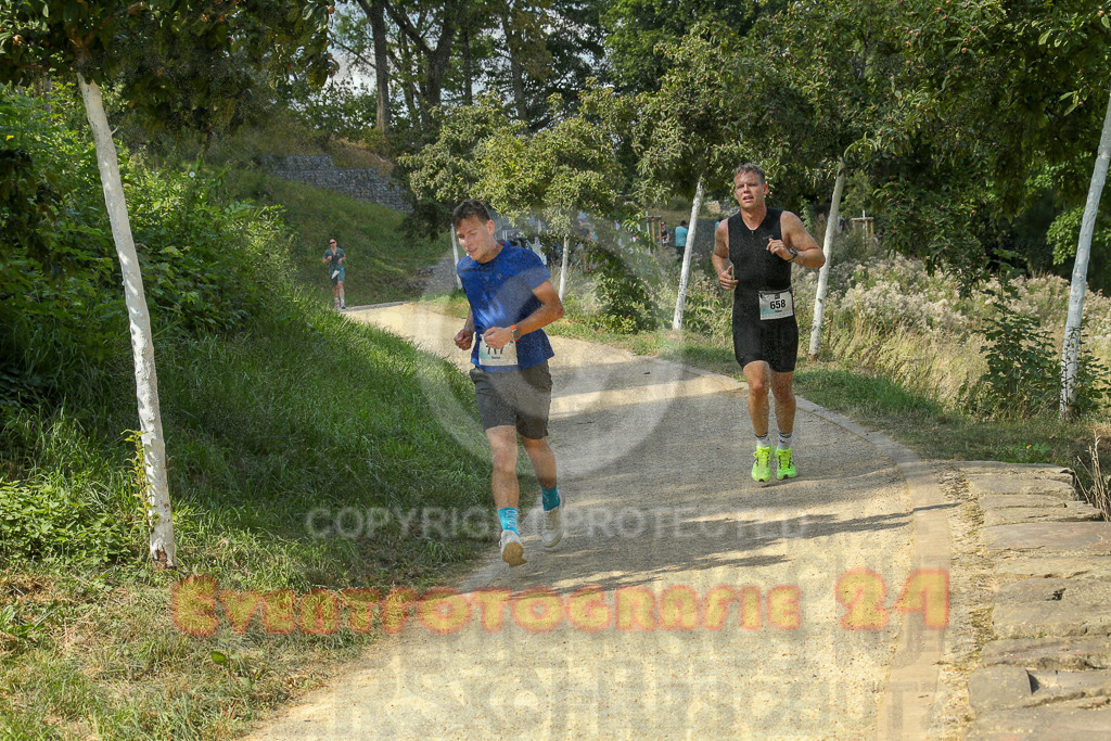 250824_1438_EX1_6952 | Sportfotografie im Rhein-Sieg Kreis, Köln, Bonn, NRW, Rheinland Pfalz, Hessen, etc. Unser Tätigkeitsfeld umfasst den Laufsport vom Volkslauf über den Marathon, Duathlon, Triathon bis zum Ultralauf wie Kölnpfad Ultra oder Schindertrail.