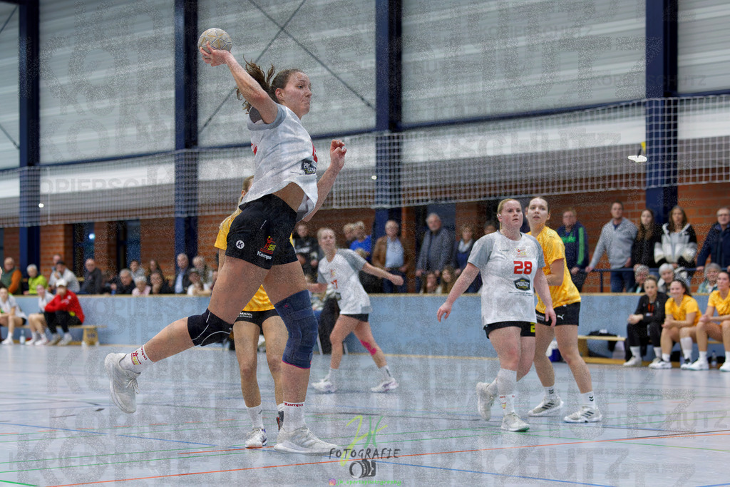 Frauen Oberliga Mitte (HHV); HSG Eibelshausen/Ewersbach - HSG Wettenberg II | Frauen Oberliga Mitte (HHV); HSG Eibelshausen/Ewersbach - HSG Wettenberg II am 13.12.2025 in Steinbrücken (Sporthalle am Hammerweiher)Photo © 2025 - Jörg Heinrich - Realisiert mit Pictrs.com