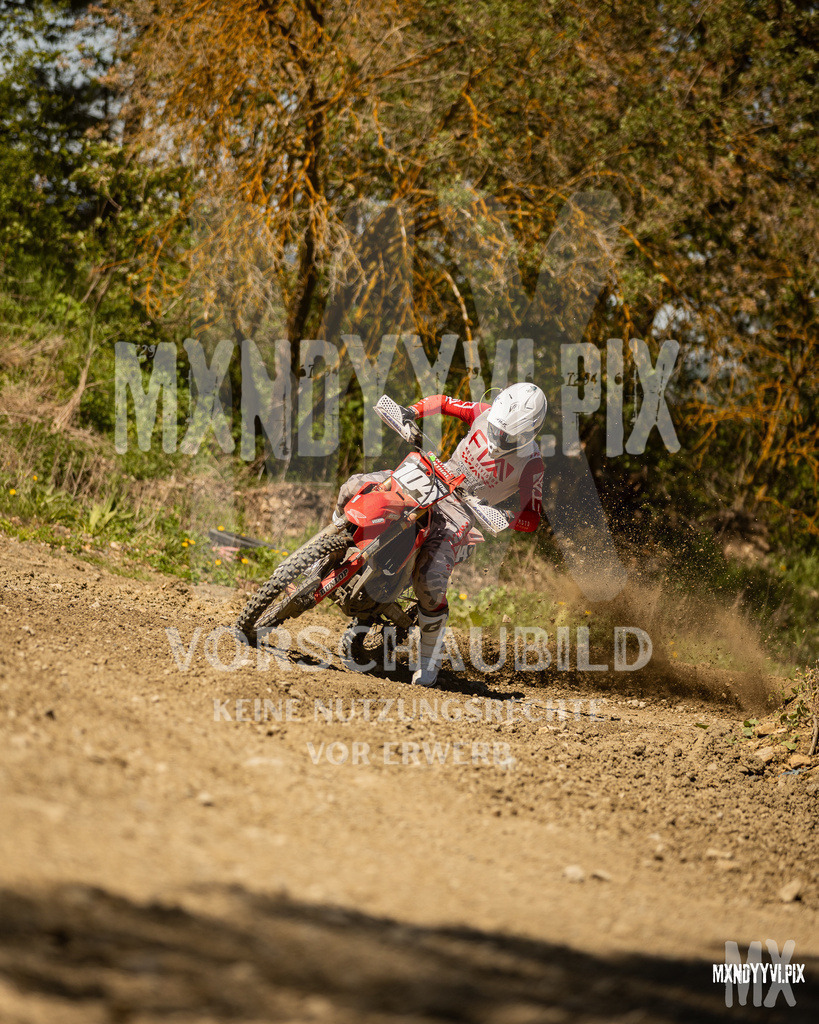 866A5070 | mxndyyvipix