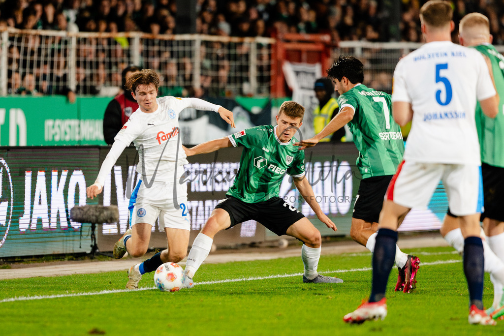 2. Bundesliga, Saison 2025/26, 11. Spieltag: SC Preußen Münster - Holstein Kiel | Münster, 31.10.2025: 2. Bundesliga, 11. Spieltag, SC Preußen Münster gegen Holstein Kiel im LVM-Preußenstadion in Münster an. Foto: sportfotografie.ms | Markus Paletta - Realisiert mit Pictrs.com