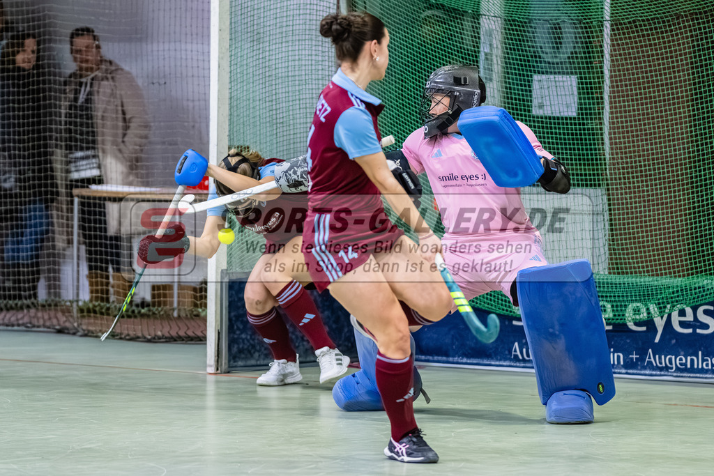 SM_20260110-DZ9_9282 | 1.Bundesliga Hallenhockey  (W) UHC - GTHGC / 7:4 (4:3)