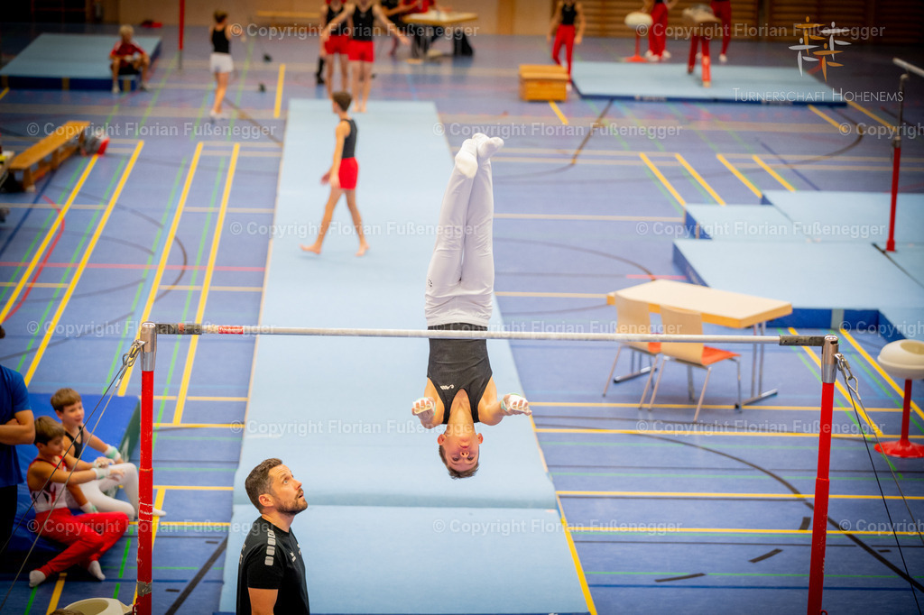 Promo-55 | "Fussifoto.com – Ihr Ansprechpartner für hochwertige Fotografie! Entdecken Sie kreative Bilder und professionelle Dienstleistungen. Kontaktieren Sie uns für Ihre Projekte!"