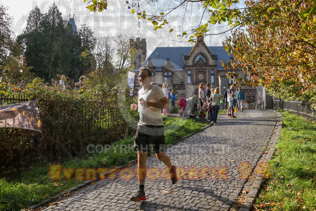221030_1222_EV8_6067 | Sportfotografie im Rhein-Sieg Kreis, Köln, Bonn, NRW, Rheinland Pfalz, Hessen, etc. Unser Tätigkeitsfeld umfasst den Laufsport vom Volkslauf über den Marathon, Duathlon, Triathon bis zum Ultralauf wie Kölnpfad Ultra oder Schindertrail.