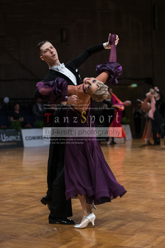 20250821_WDSF_GS_Std_R1_B2_4163 | Tanzsportbilder, Standardtanz, Lateintanz, WDSF, DTV, LTVB, dancecomp, goc, hessen tanzt, blaues band der spree, walzer, tango, wiener walzer, slowfox, quickstepp, samba, rumba, cha-cha-cha, paso doble. jive, hd-kroft photography, turniertanzsport