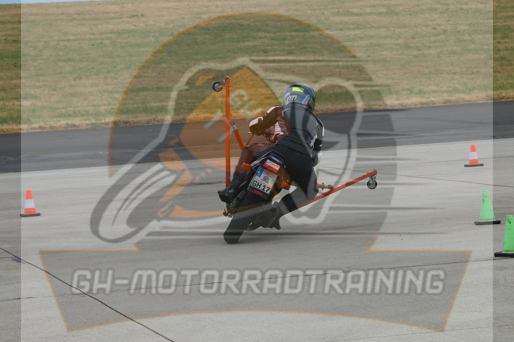 IMG_3293 | gh-motorradtraining-foto.de - Realisiert mit Pictrs.com