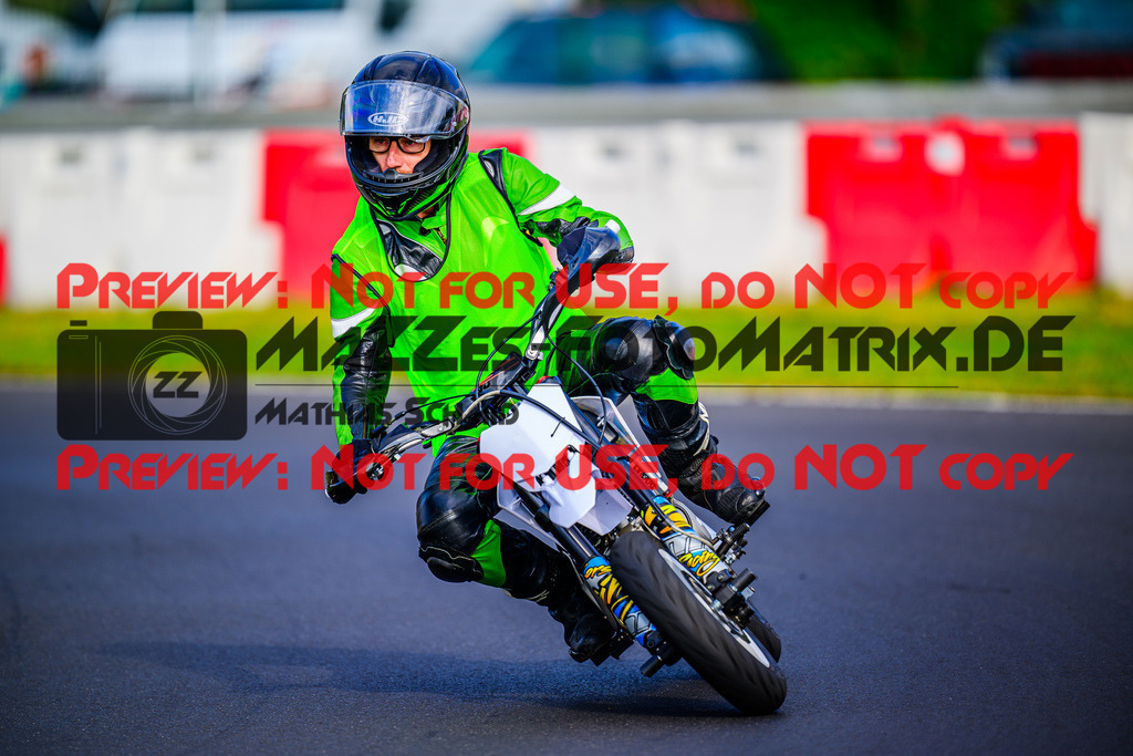 MaZZes_FotoMatrix_240917_6007705_7842 | 6_SBK