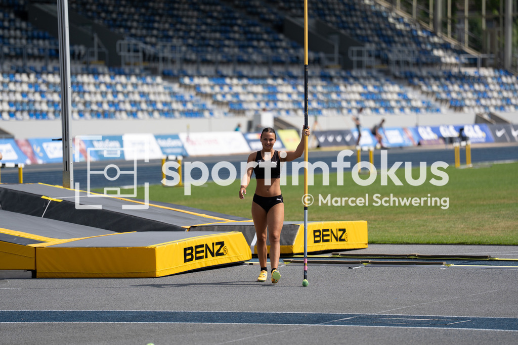DM U23 U18 Bochum 2026 | Eva Marie Weisbrodt bei den Deutschen Meisterschaften der U18 &amp; U23 2026 im Lohrheidestadion in Bochum-Wattenscheid. - Realisiert mit Pictrs.com
