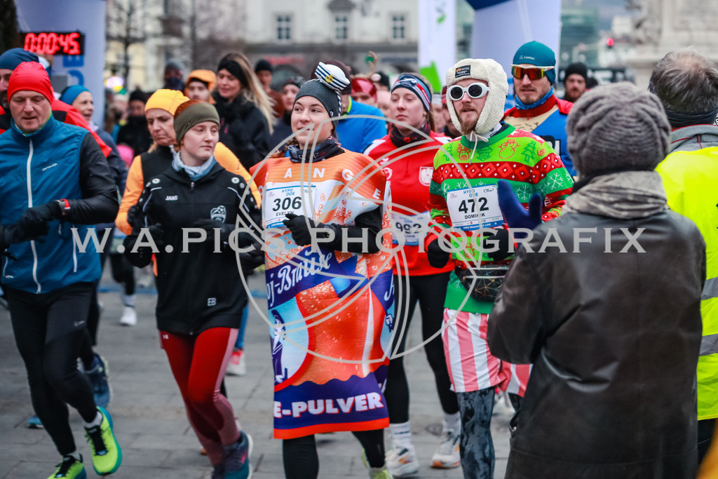 SILVESTERLAUF LINZ 25 | Linz, AUSTRIA, 31. Dezember 25, TRIRUN SILVESTERLAUF LINZ 25 , Image shows: 
Photo: WAPICS / BINDER Manuel