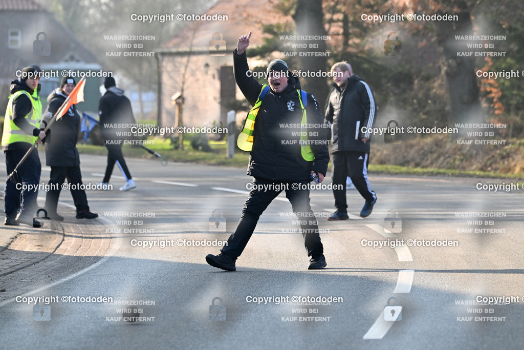 DSC_8314 | Thorsten Stielfsen (mitte) / Holtgast 