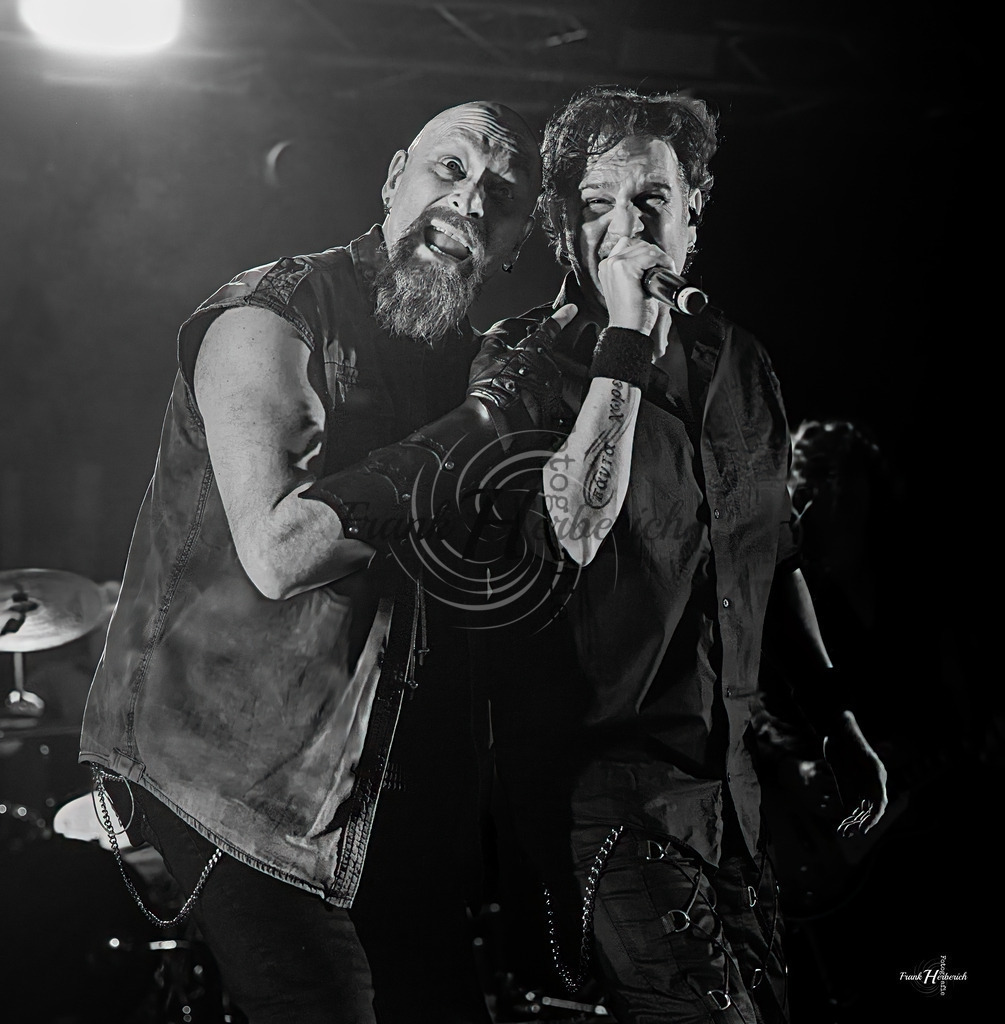 Cherokee | Cherokee - Realisiert mit Pictrs.com