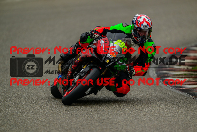 MaZZes_Fotomatrix_20241003_6007705_5563 | GRUEN