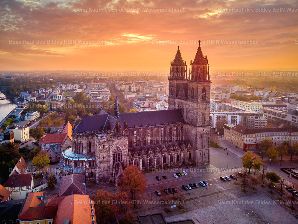 Magdeburg Dom orange-0048 | Magdeburg Domplatz Luftbild orange LR - Realisiert mit Pictrs.com