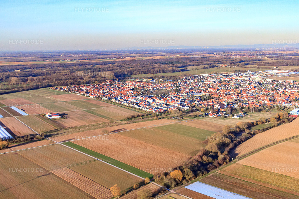 Luftbild: Elsässer Straße in Offenbach an der Queich im Bundesland Rheinland-Pfalz in Deutschland. Foto: IMG_62453.jpg vom 24.02.2014 durch Werner Riehm/FLY-FOTO.de