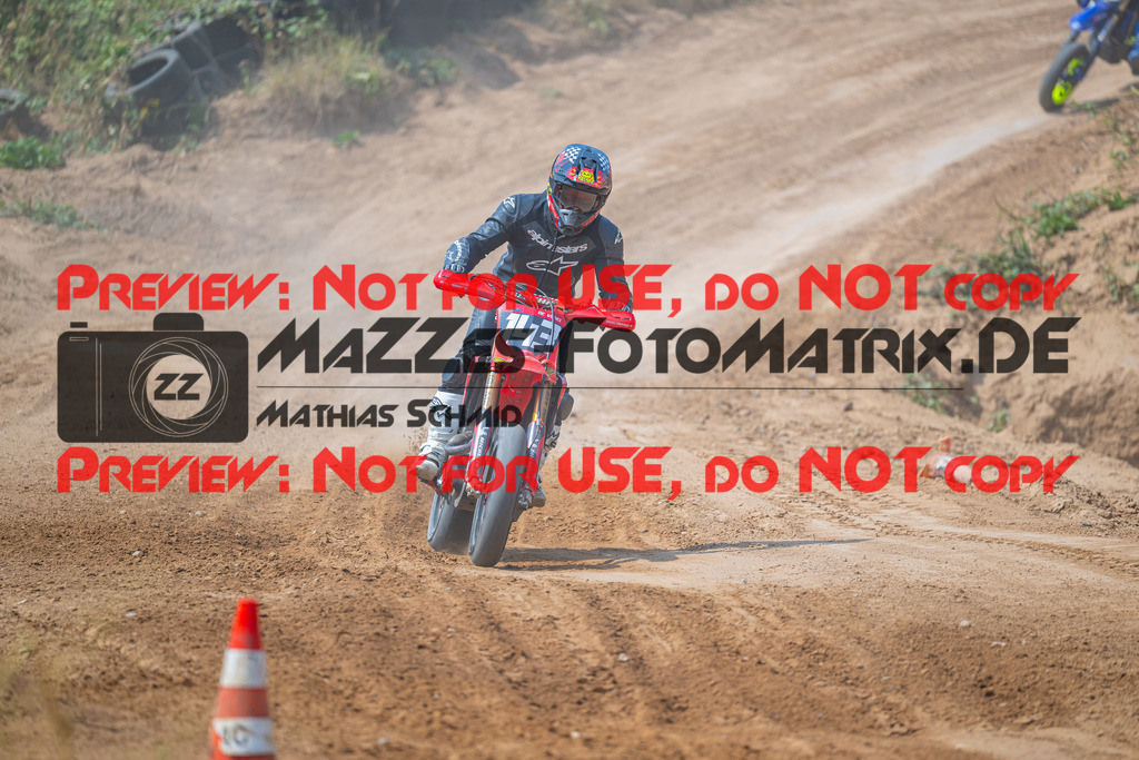 MaZZes-Fotomatrix-20260816-618085 | S2