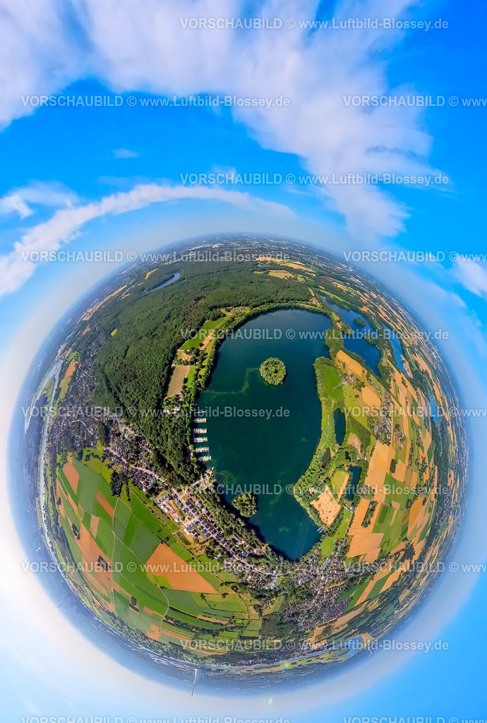 Duisburg230790203_Loheidesee | Luftbild, Lohheidesee, Naherholungsgebiet Baerler Busch, Erdkugel, Fisheye Aufnahme, Fischaugen Aufnahme, 360 Grad Aufnahme, tiny world, Baerl, Duisburg, Ruhrgebiet, Nordrhein-Westfalen, Deutschland