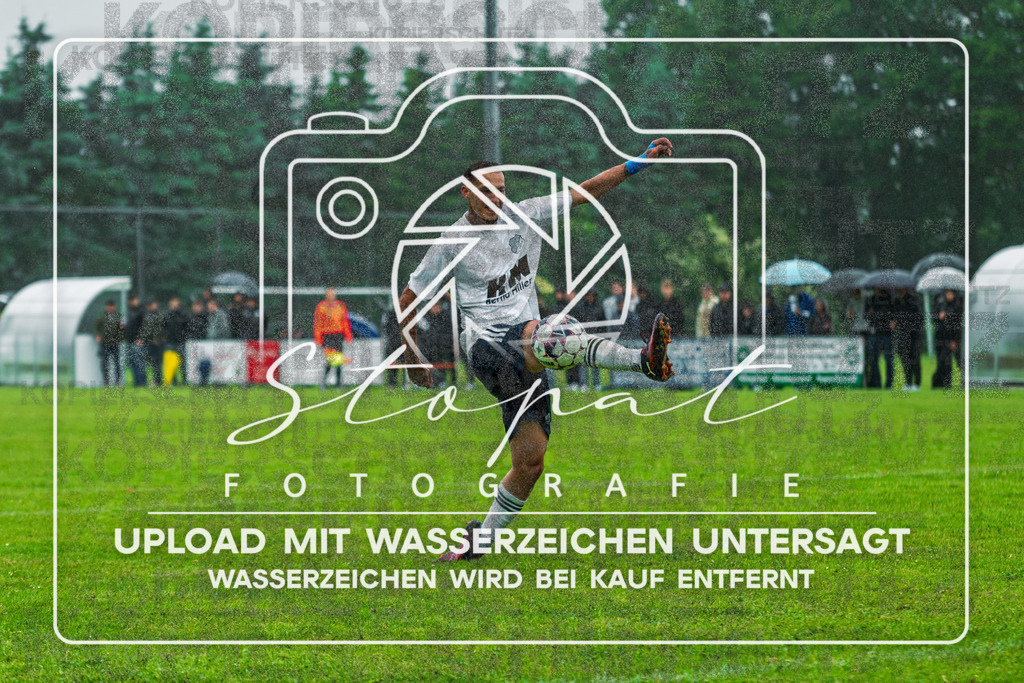 Final Kreispokal HK - Germania Walsrode vs. TSV Wietzendorf | Jose Israel Pinto Coelho (Germania Walsrode #13); Finale Kreispokal HK - Germania Walsrode vs. TSV Wietzendorf am 07.06.2026 in Sportplatz Alter Schulweg, Schülern - Realisiert mit Pictrs.com