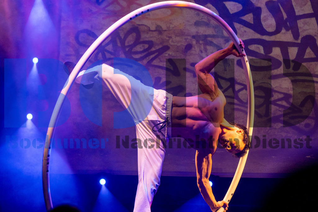 SES_VARECE20250907-33 | bond - Realisiert mit Pictrs.com