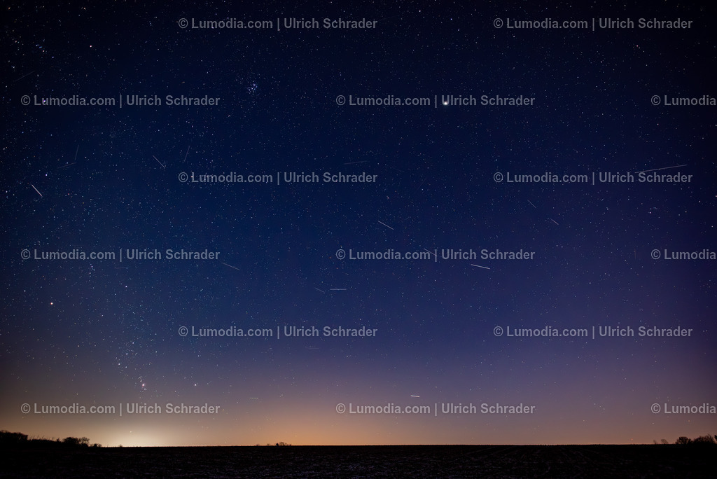 10049-13128 - Sternenhimmel | Stockfoto und Bilderpool mit Bildmaterial aus Deutschland, dem Harz, Halberstadt, Quedlinburg, Wernigerode und weltweit. Qualitativ hochwertige und professionelle Fotos anschauen und kaufen. - Realisiert mit Pictrs.com