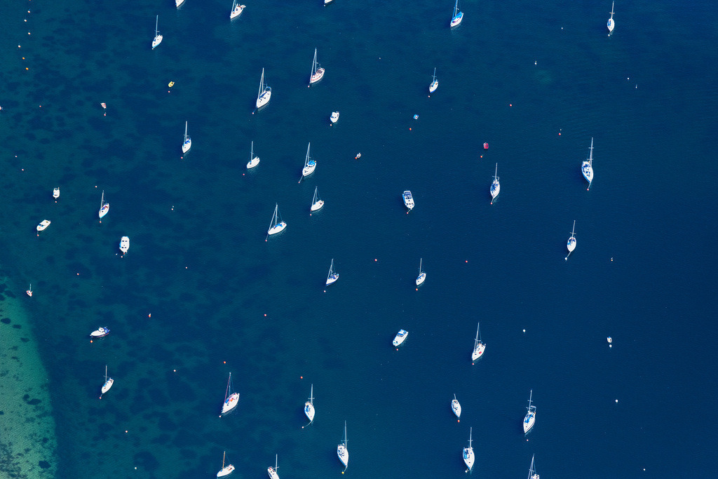 dr__0030012.jpg | ECKERNFöRDE 23.07.2019 Segelschiff im Hafen in Eckernförde im Bundesland Schleswig-Holstein, Deutschland. // Sailboat in the harbor in Eckernfoerde in the state Schleswig-Holstein, Germany. Foto: Daniel Reiter